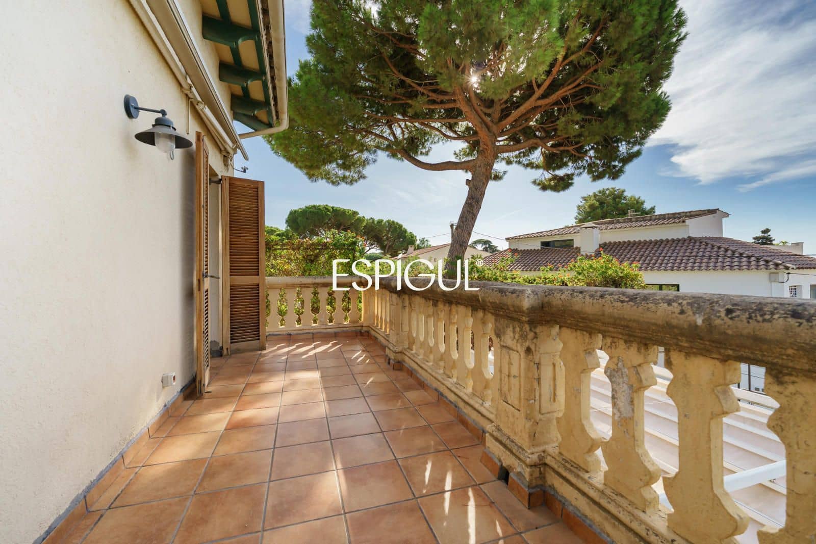 5 quarto Casa em Banda para venda em Premia de Dalt com garagem - 775 000 € (Ref: 10121052)