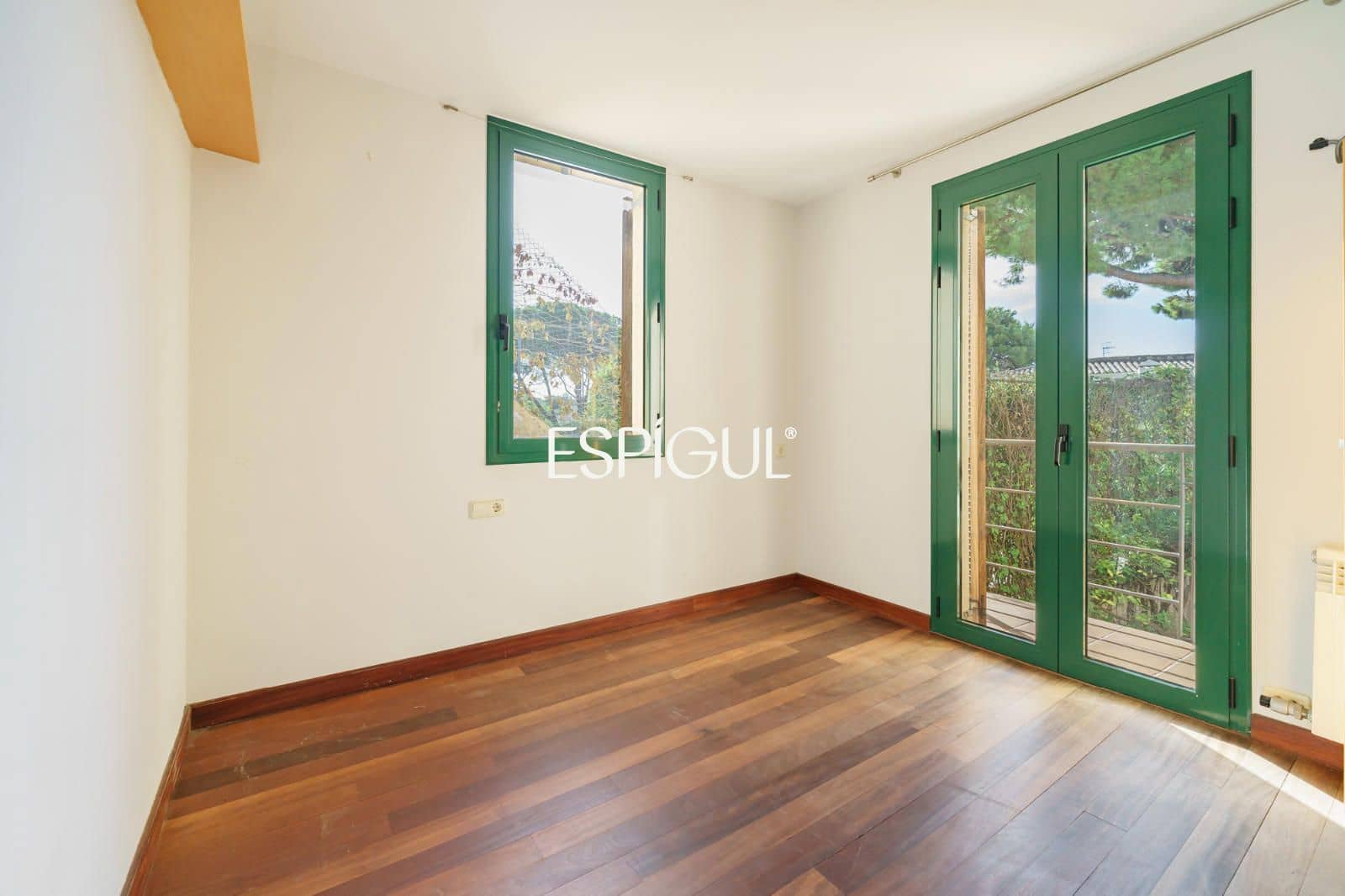 5 quarto Casa em Banda para venda em Premia de Dalt com garagem - 775 000 € (Ref: 10121052)