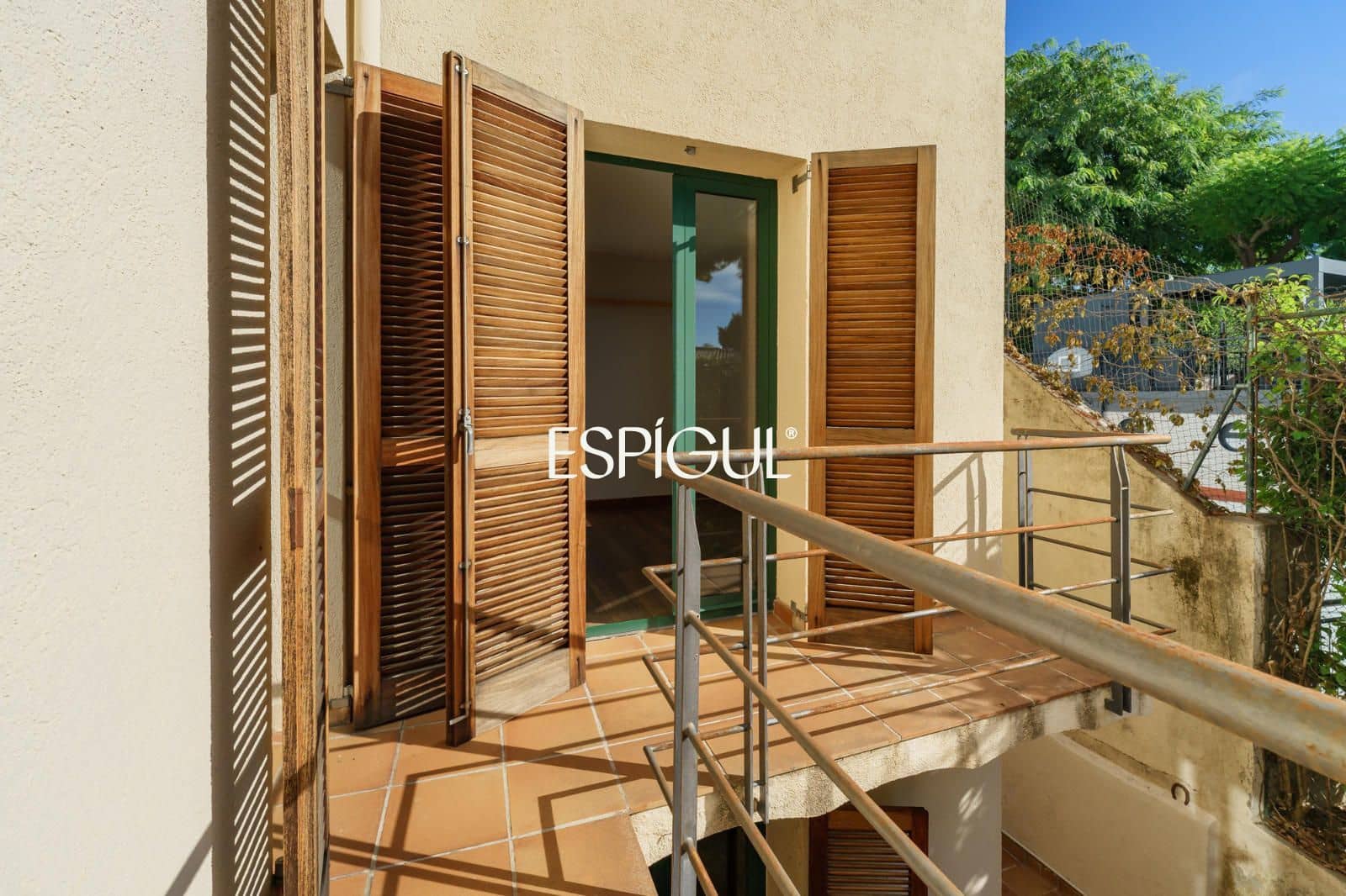 5 quarto Casa em Banda para venda em Premia de Dalt com garagem - 775 000 € (Ref: 10121052)