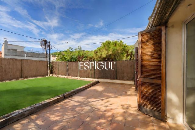 Casa de 5 habitaciones en Premià de Dalt en venta con garaje - 775.000 € (Ref: 10121052)