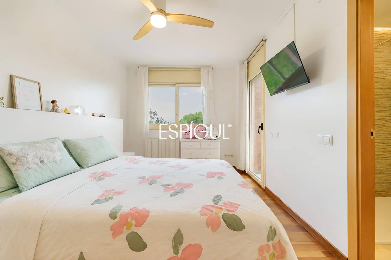 Casa de 5 habitaciones en Vallromanes en venta con piscina garaje - 725.000 € (Ref: 10130139)