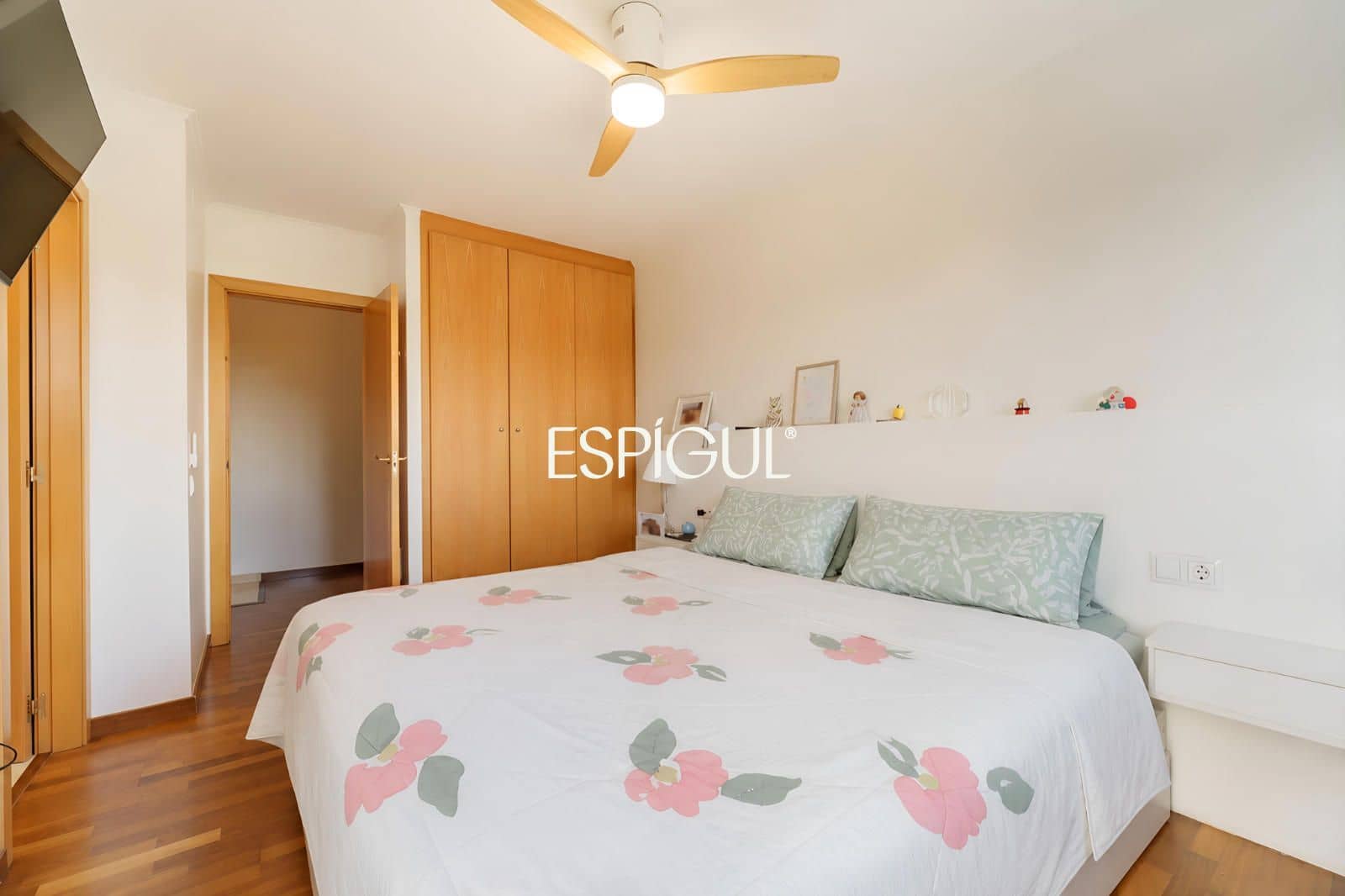Casa de 5 habitaciones en Vallromanes en venta con piscina garaje - 725.000 € (Ref: 10130139)