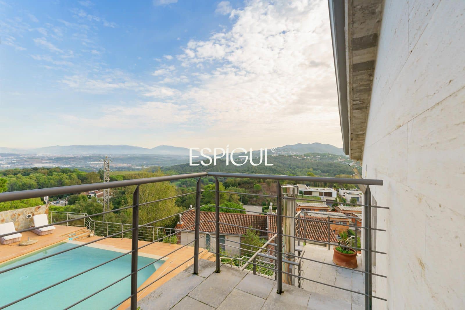 Casa de 5 habitaciones en Vallromanes en venta con piscina garaje - 725.000 € (Ref: 10130139)