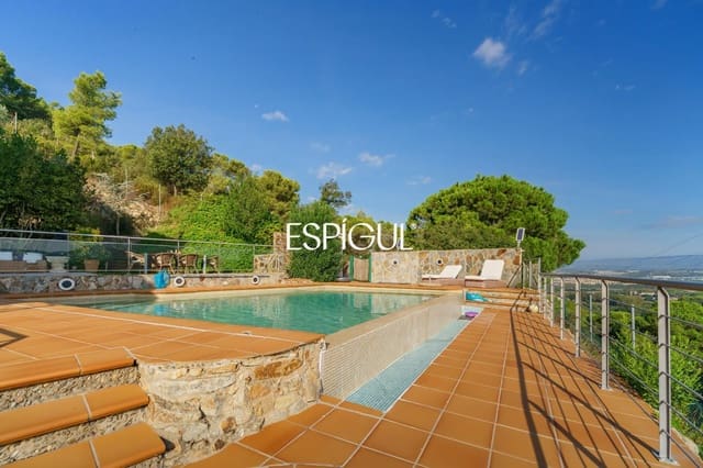 Casa de 5 habitaciones en Vallromanes en venta con piscina garaje - 725.000 € (Ref: 10130139)