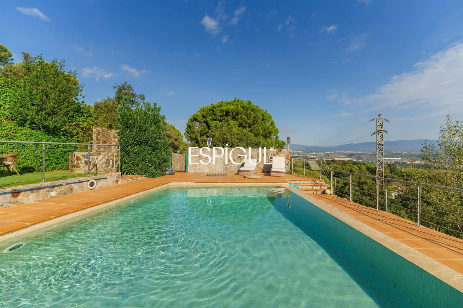 Casa de 5 habitaciones en Vallromanes en venta con piscina garaje - 725.000 € (Ref: 10130139)