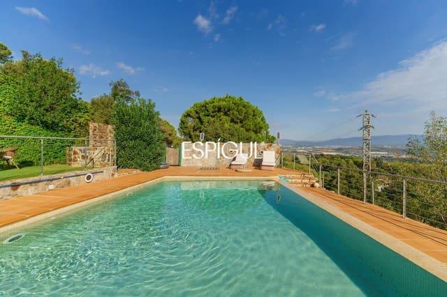 Casa de 5 habitaciones en Vallromanes en venta con piscina garaje - 725.000 € (Ref: 10130139)