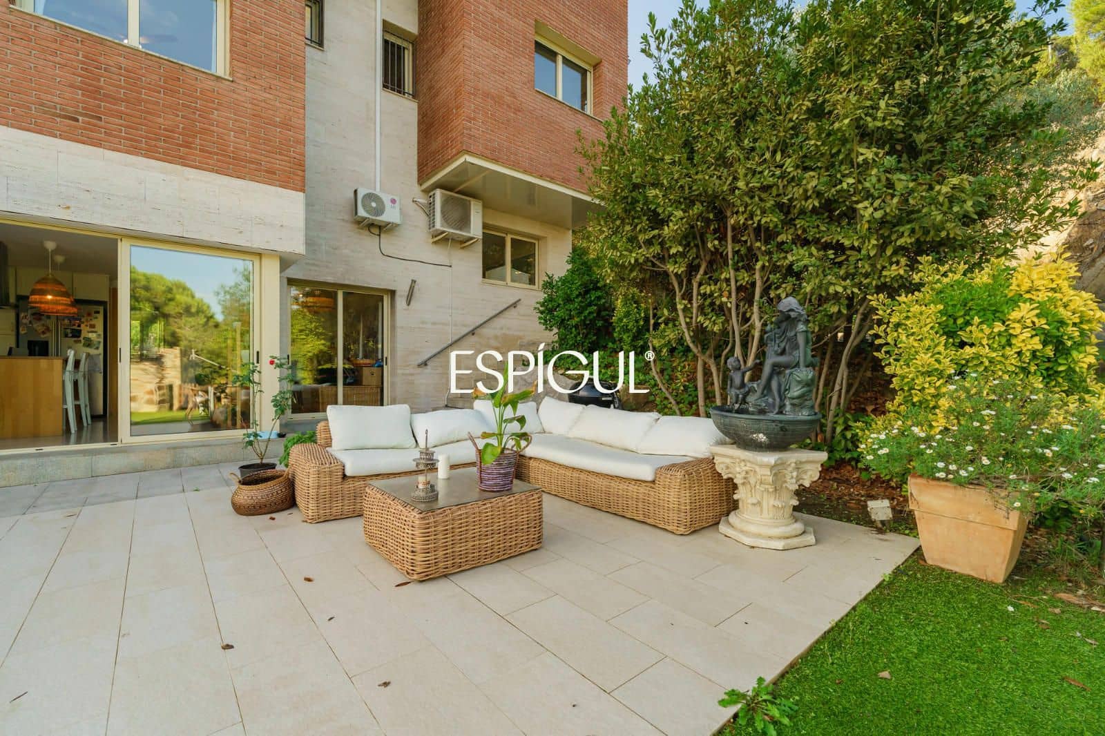 Casa de 5 habitaciones en Vallromanes en venta con piscina garaje - 725.000 € (Ref: 10130139)