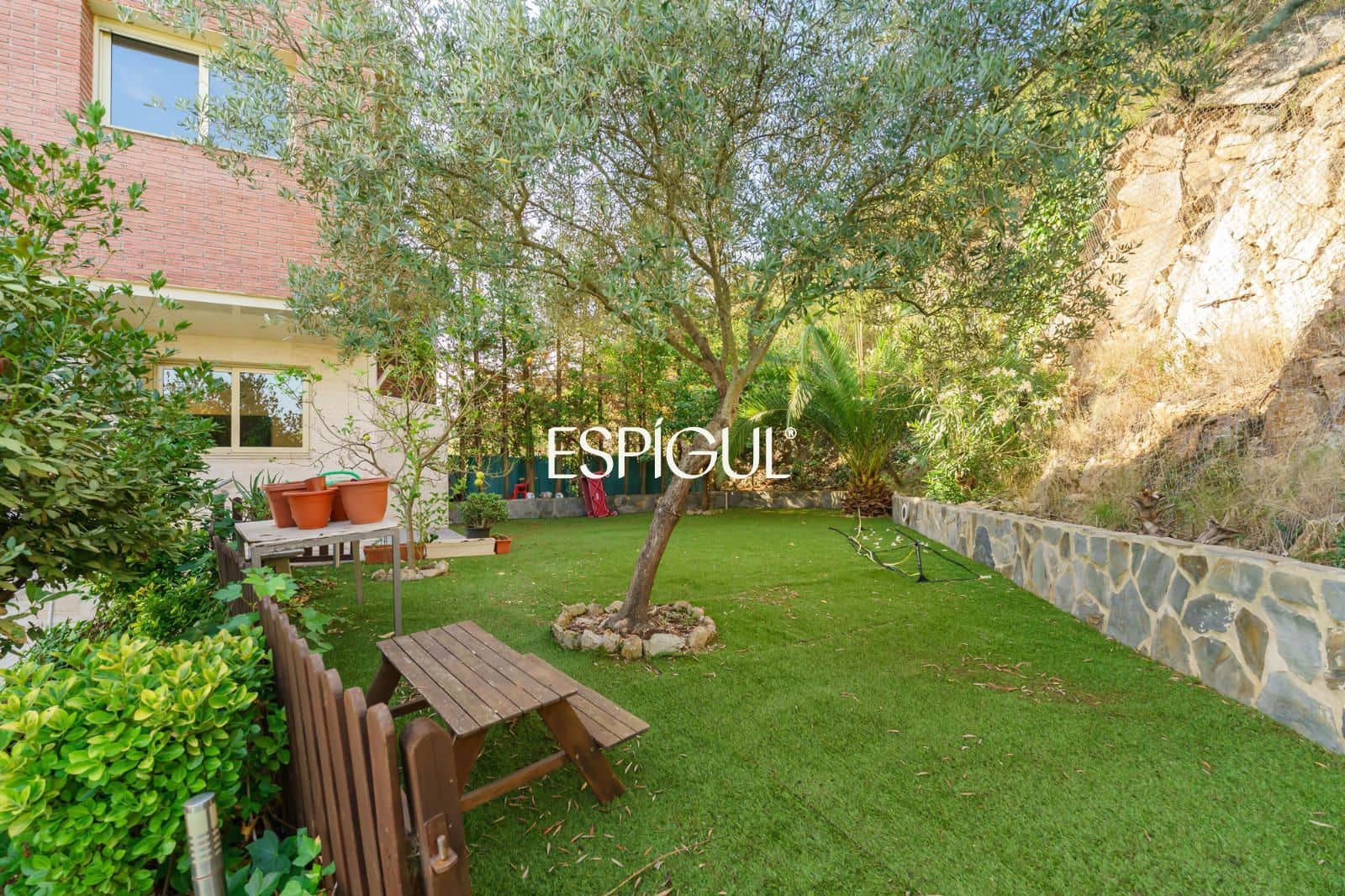 Casa de 5 habitaciones en Vallromanes en venta con piscina garaje - 725.000 € (Ref: 10130139)