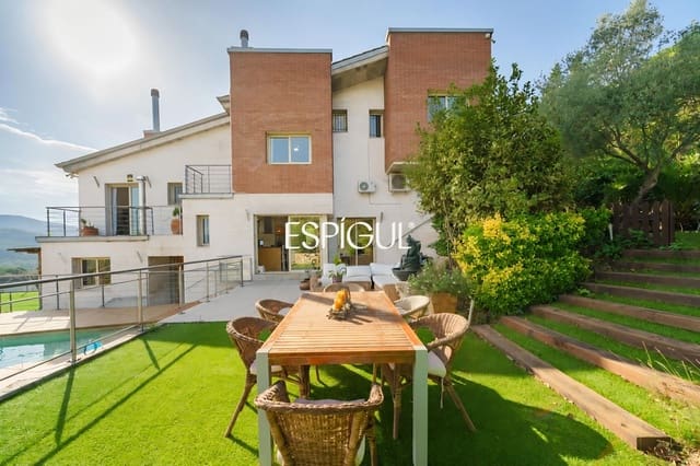 Casa de 5 habitaciones en Vallromanes en venta con piscina garaje - 725.000 € (Ref: 10130139)