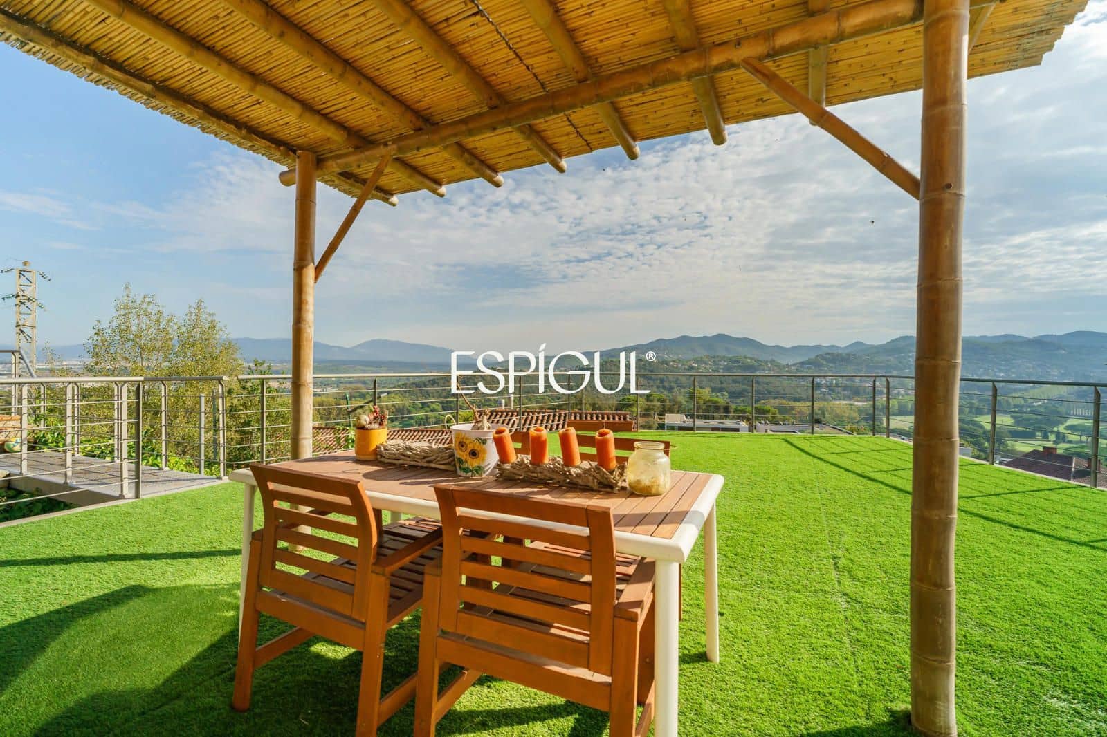 Casa de 5 habitaciones en Vallromanes en venta con piscina garaje - 725.000 € (Ref: 10130139)