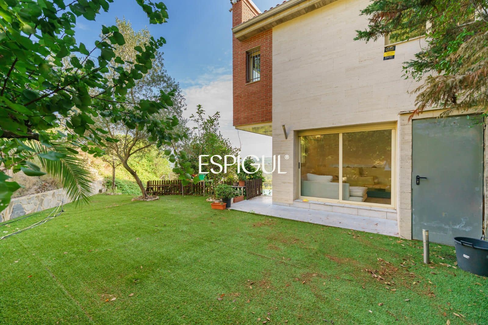 Casa de 5 habitaciones en Vallromanes en venta con piscina garaje - 725.000 € (Ref: 10130139)