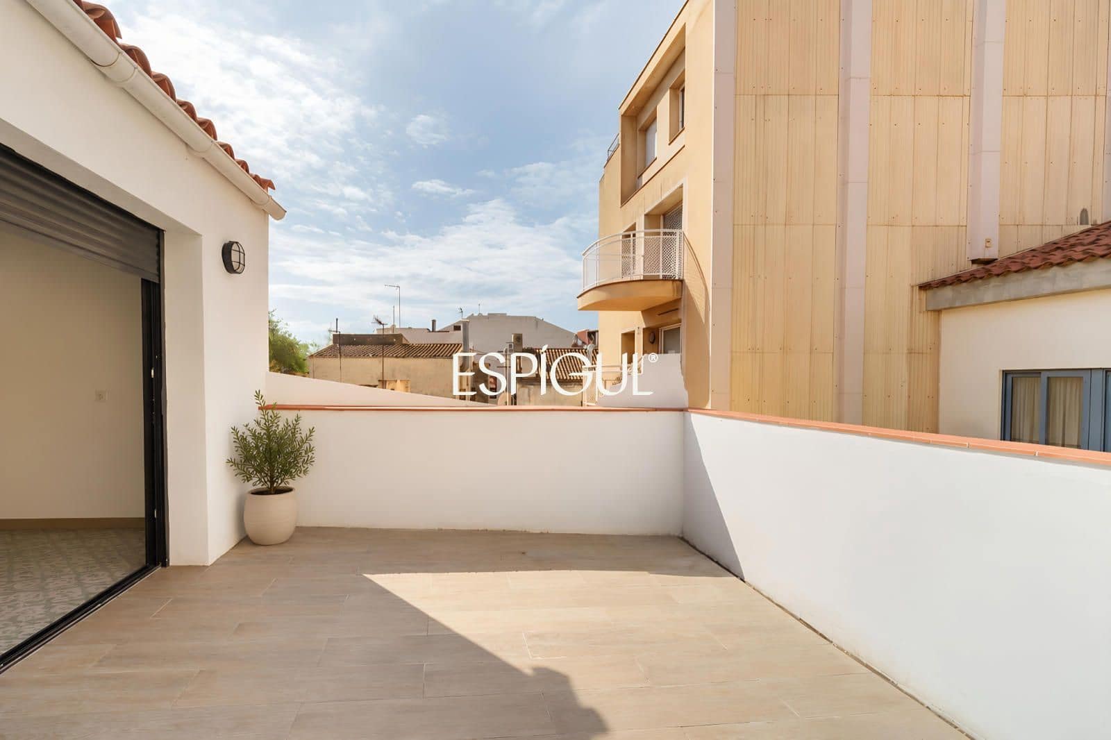Casa de 3 habitaciones en Alella en venta - 680.000 € (Ref: 10130402)