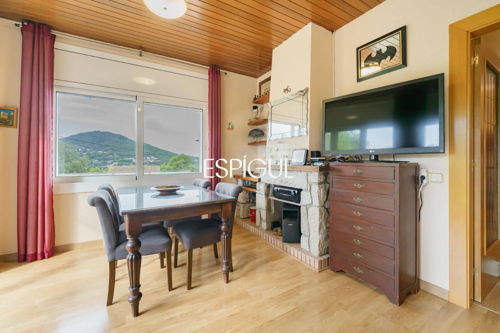 4 soveværelse Villa til salg i Vallromanes med swimmingpool garage - € 799.500 (Ref: 10135004)