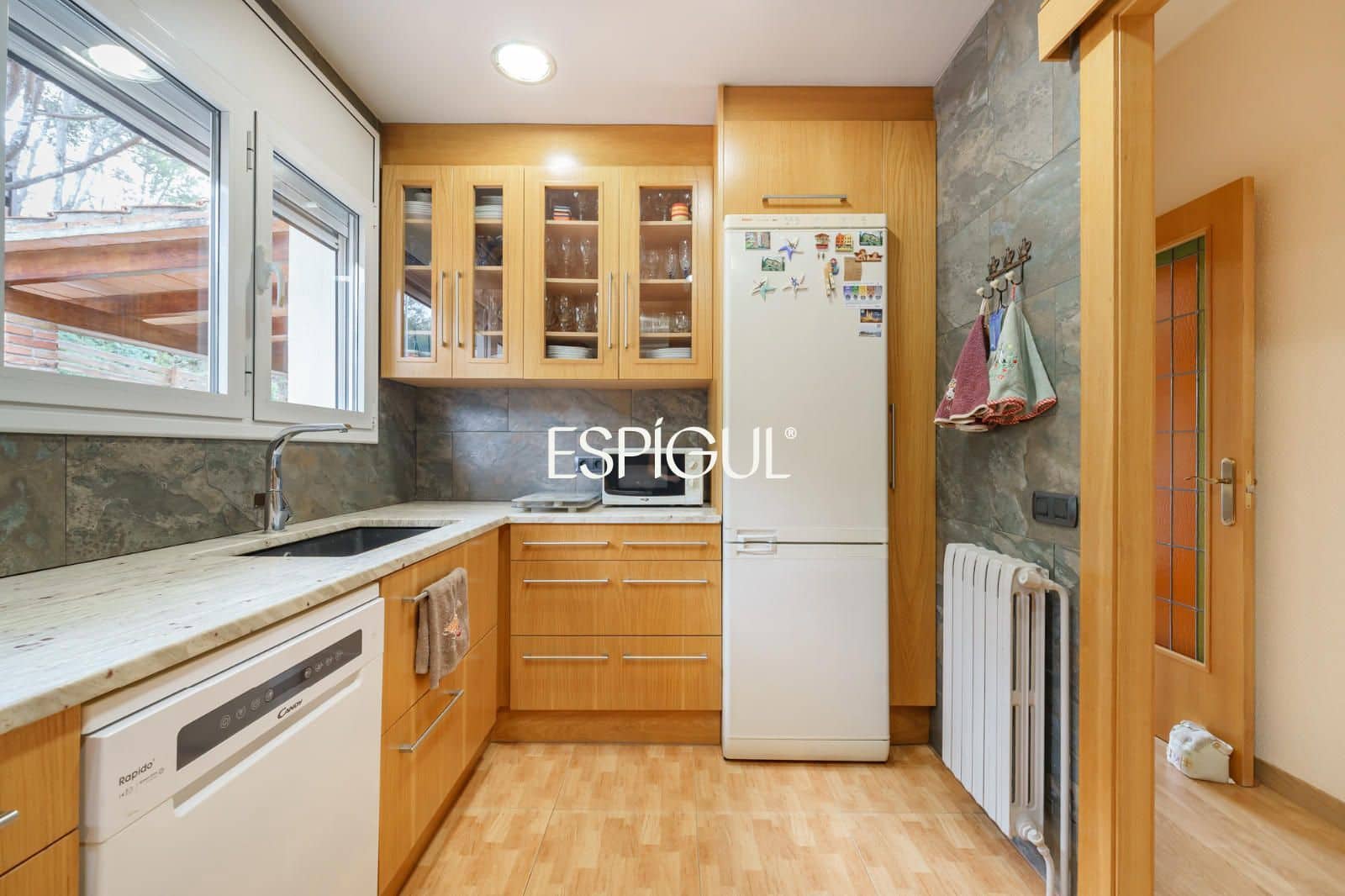 4 soveværelse Villa til salg i Vallromanes med swimmingpool garage - € 799.500 (Ref: 10135004)