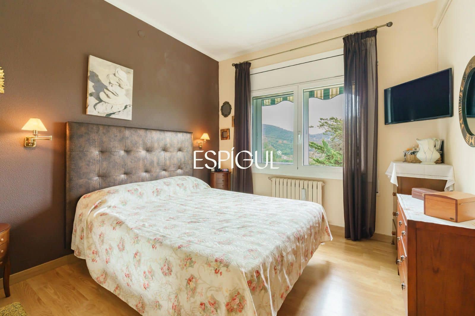 4 soveværelse Villa til salg i Vallromanes med swimmingpool garage - € 799.500 (Ref: 10135004)