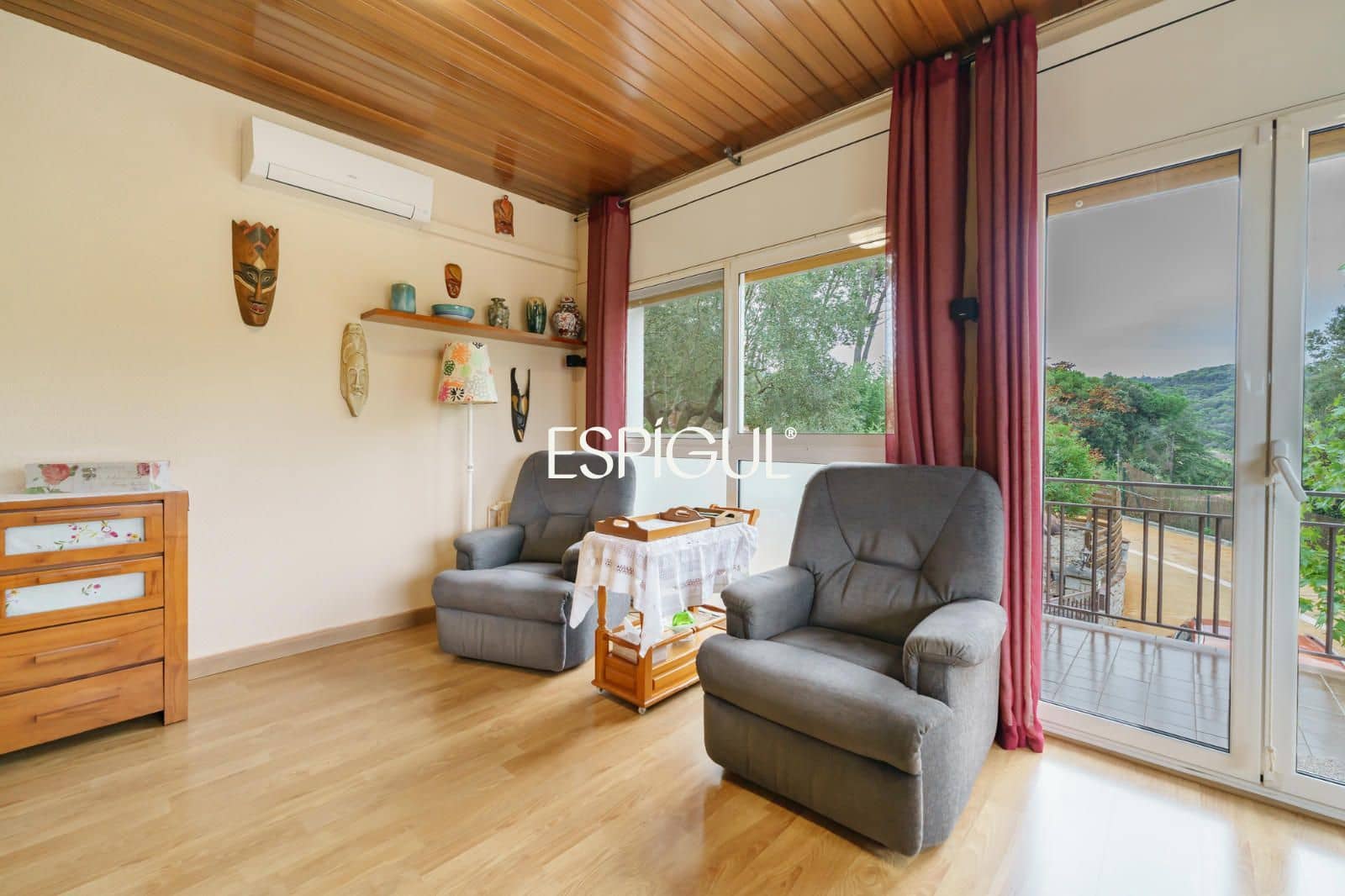 4 soveværelse Villa til salg i Vallromanes med swimmingpool garage - € 799.500 (Ref: 10135004)