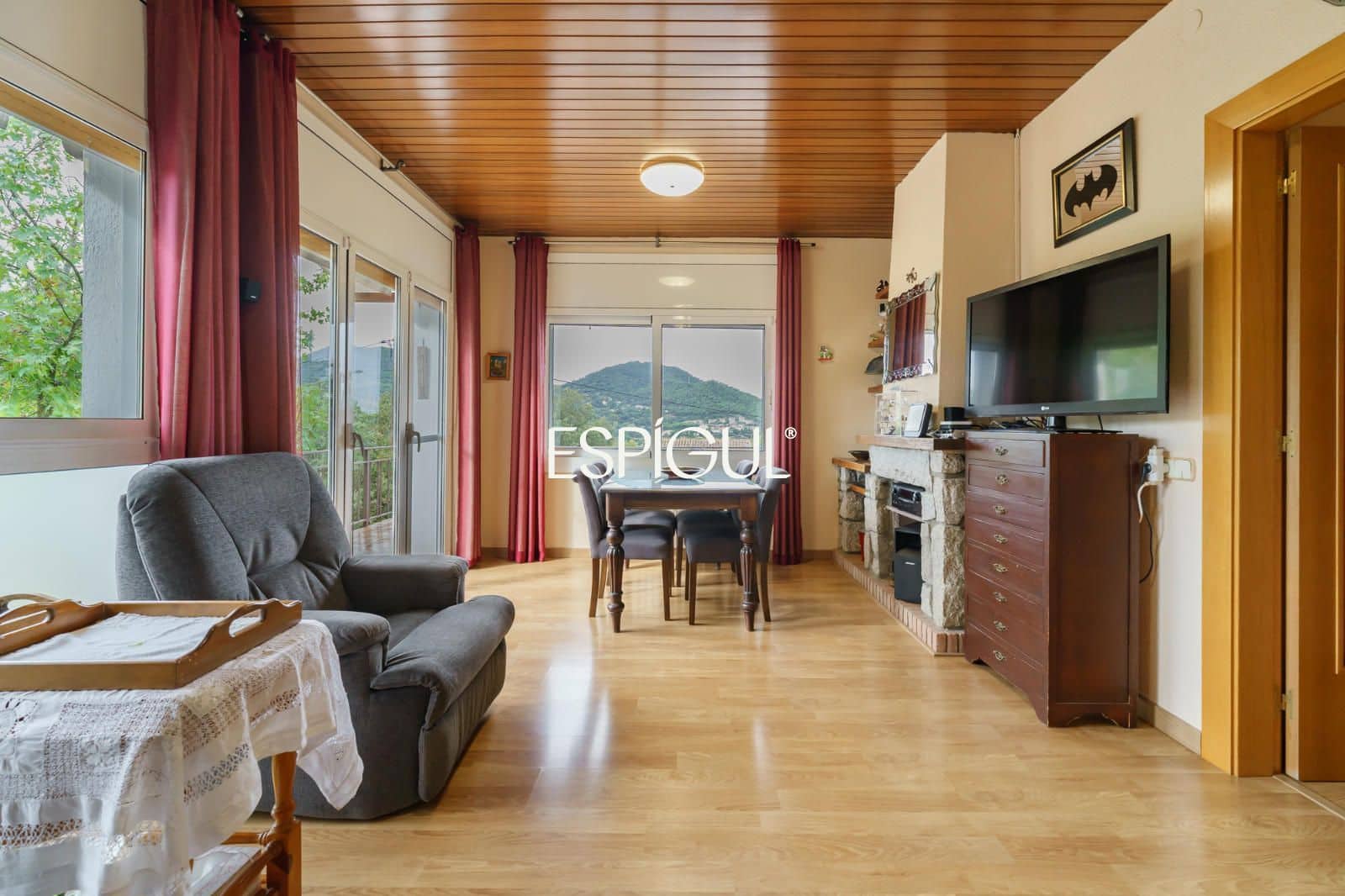 4 soveværelse Villa til salg i Vallromanes med swimmingpool garage - € 799.500 (Ref: 10135004)