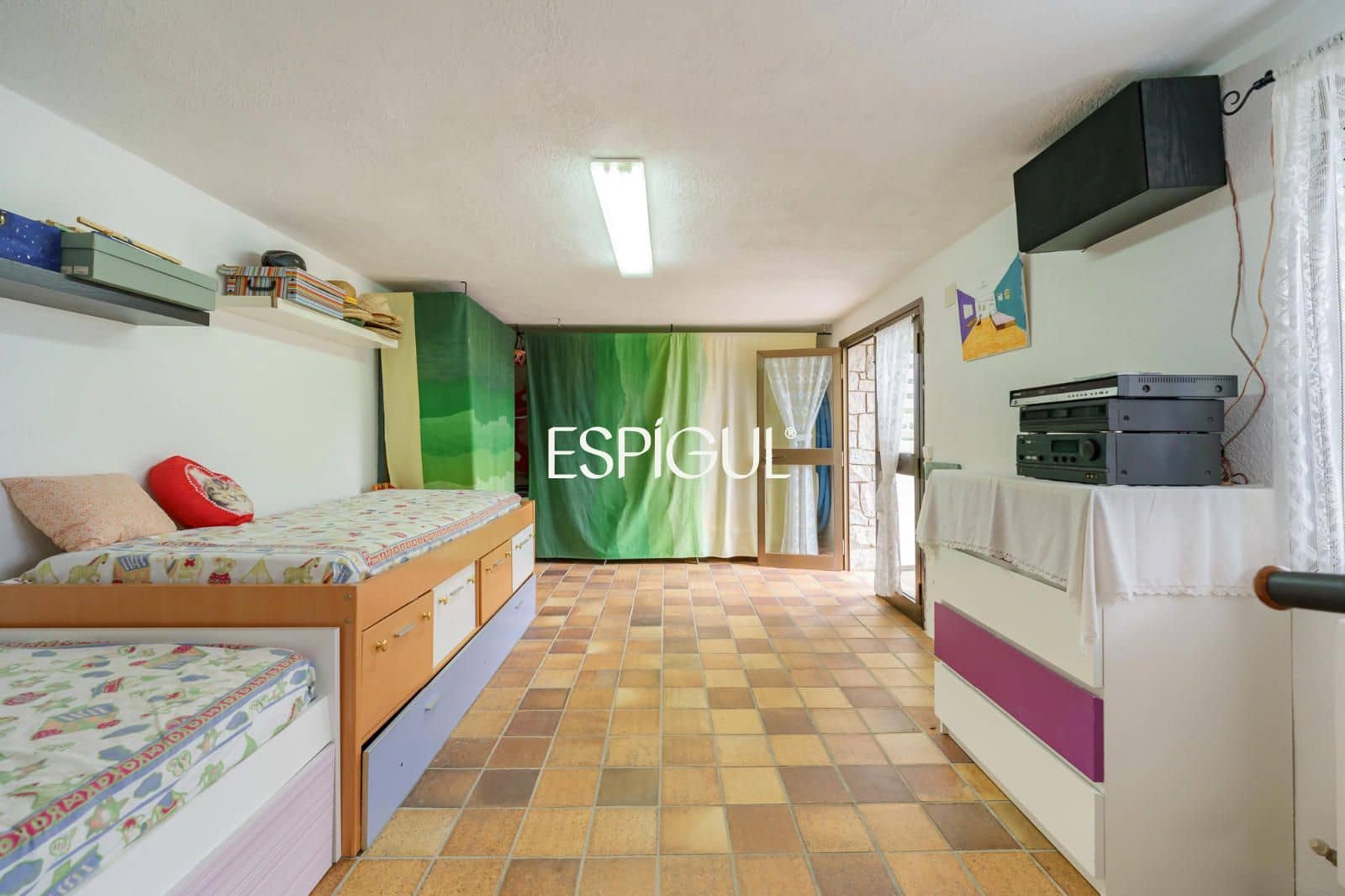 4 soveværelse Villa til salg i Vallromanes med swimmingpool garage - € 799.500 (Ref: 10135004)