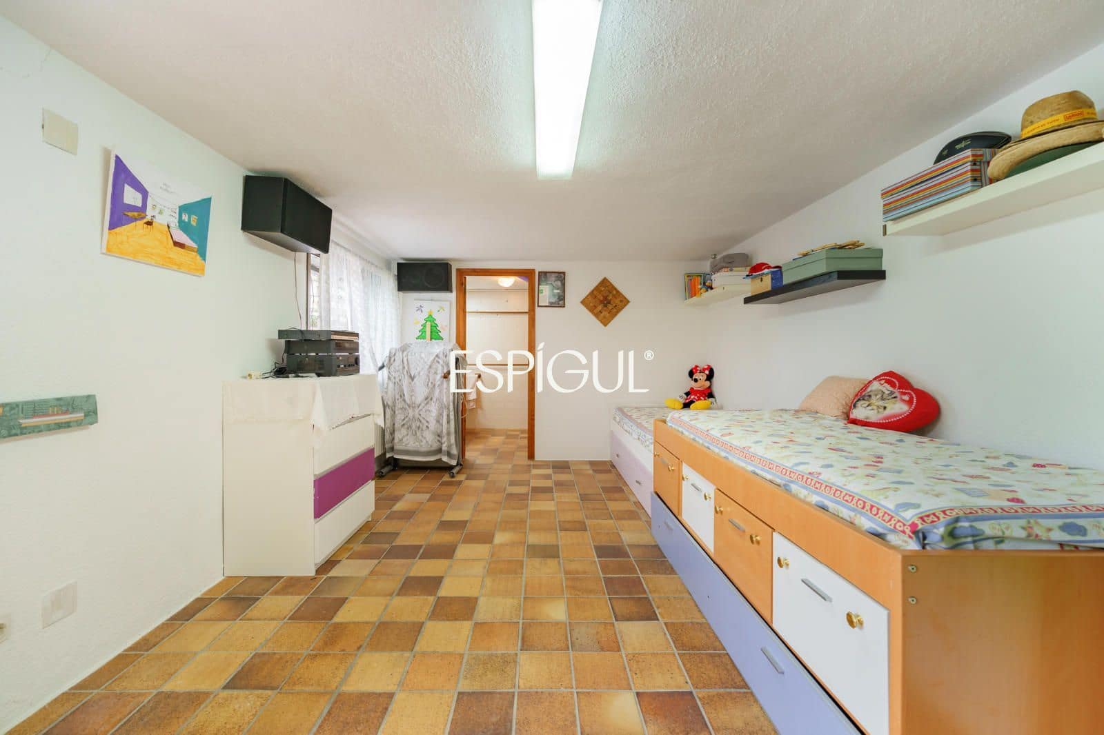4 soveværelse Villa til salg i Vallromanes med swimmingpool garage - € 799.500 (Ref: 10135004)