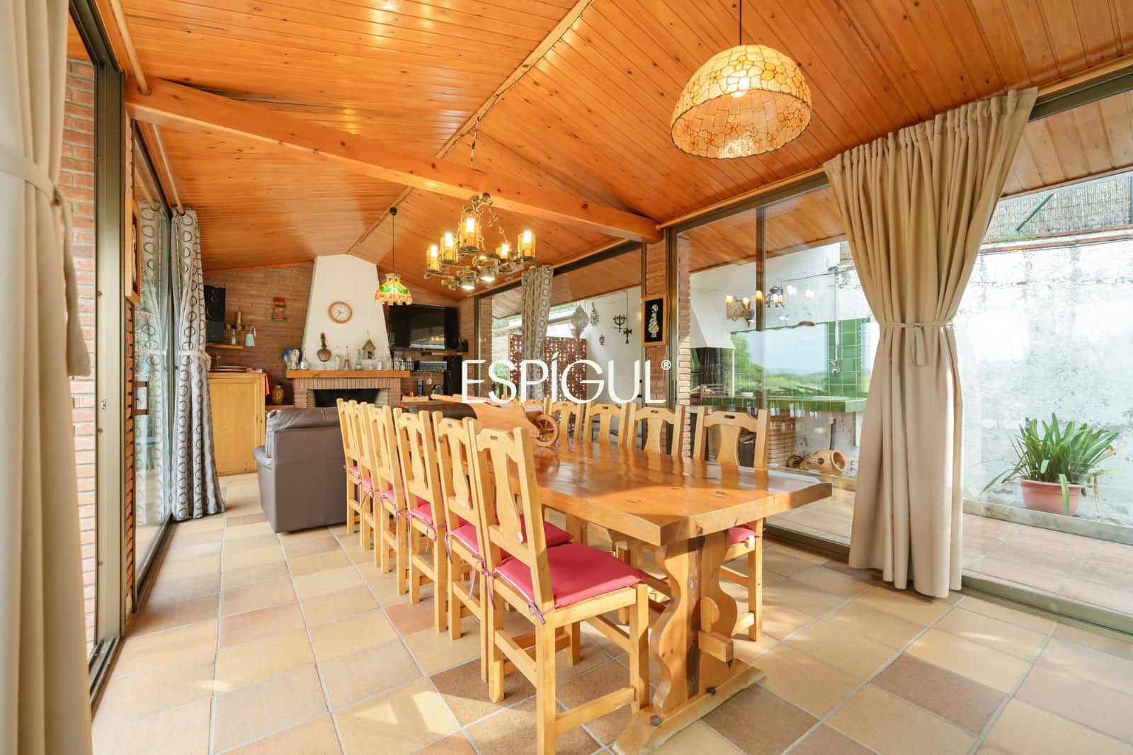 4 soveværelse Villa til salg i Vallromanes med swimmingpool garage - € 799.500 (Ref: 10135004)