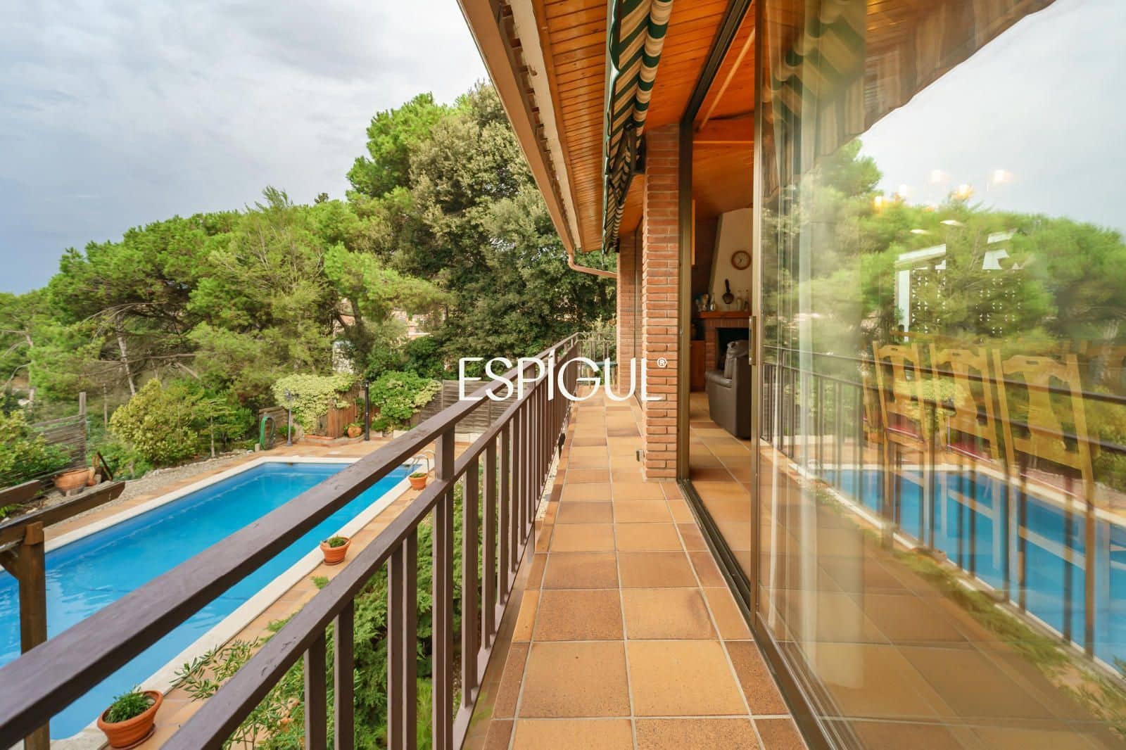 4 soveværelse Villa til salg i Vallromanes med swimmingpool garage - € 799.500 (Ref: 10135004)