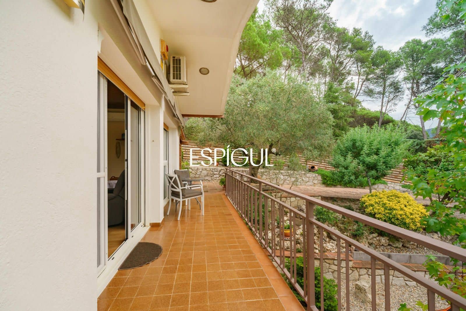 4 soveværelse Villa til salg i Vallromanes med swimmingpool garage - € 799.500 (Ref: 10135004)