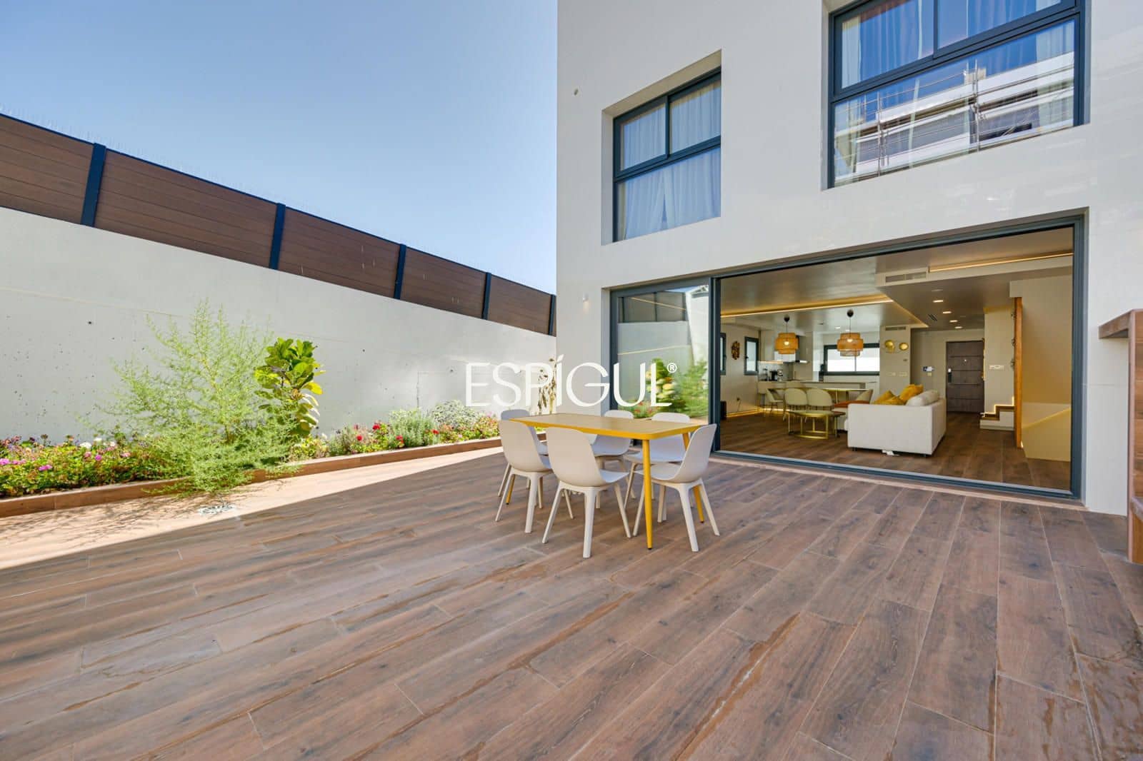 5 sypialnia Dom na sprzedaż w Montgat z garażem - 1 074 000 € (Ref: 10139975)