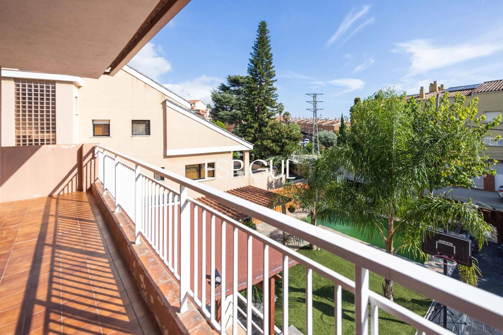 6 bedroom Villa for sale in Tiana with pool garage - € 930,000 (Ref: 10186034)