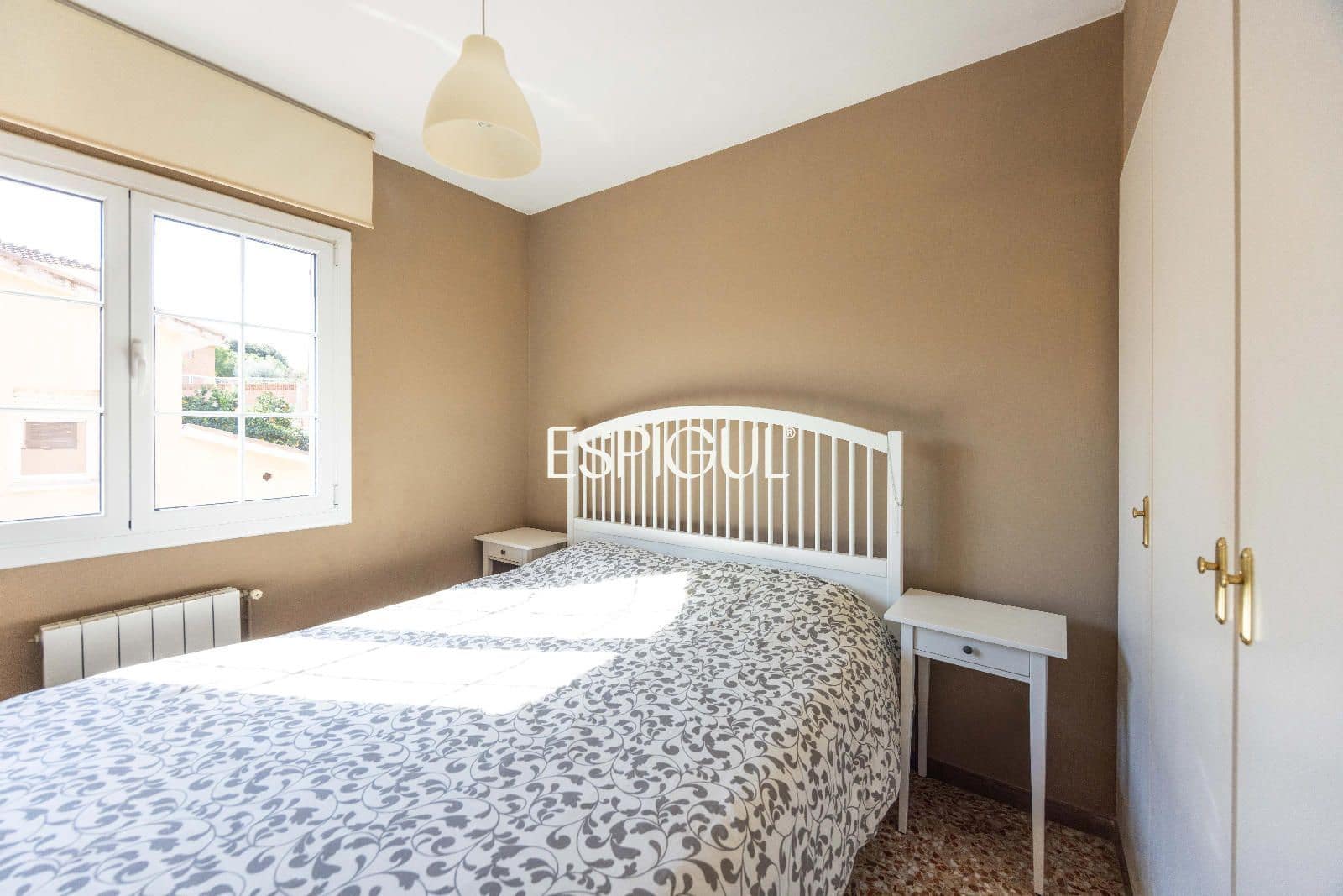 6 bedroom Villa for sale in Tiana with pool garage - € 930,000 (Ref: 10186034)