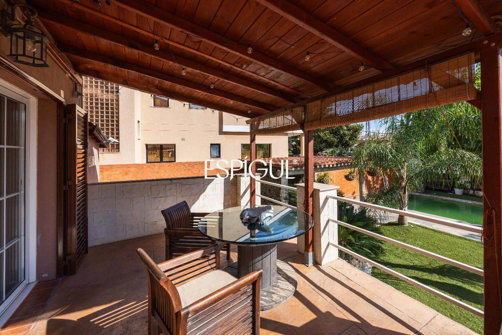 6 bedroom Villa for sale in Tiana with pool garage - € 930,000 (Ref: 10186034)