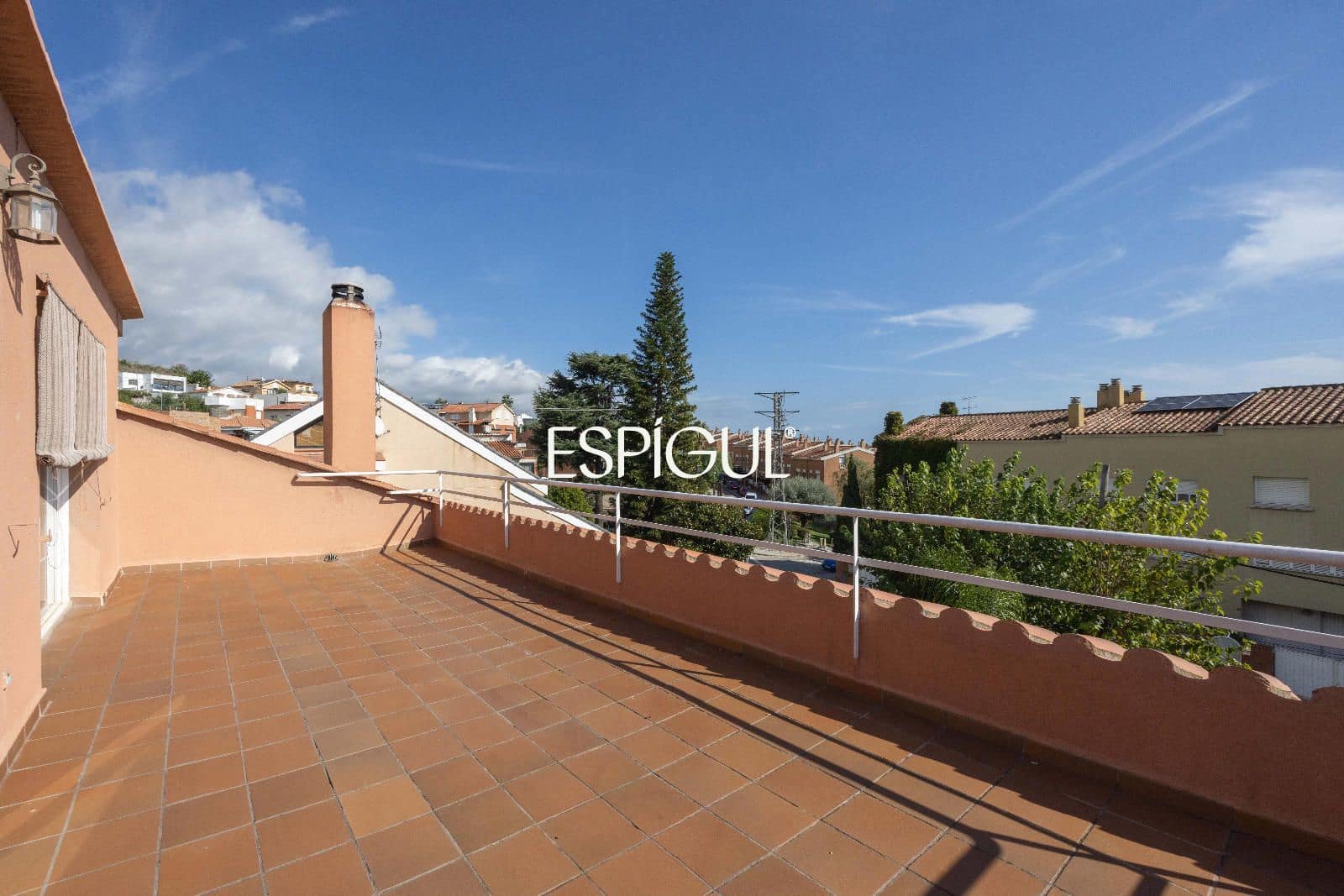 6 bedroom Villa for sale in Tiana with pool garage - € 930,000 (Ref: 10186034)