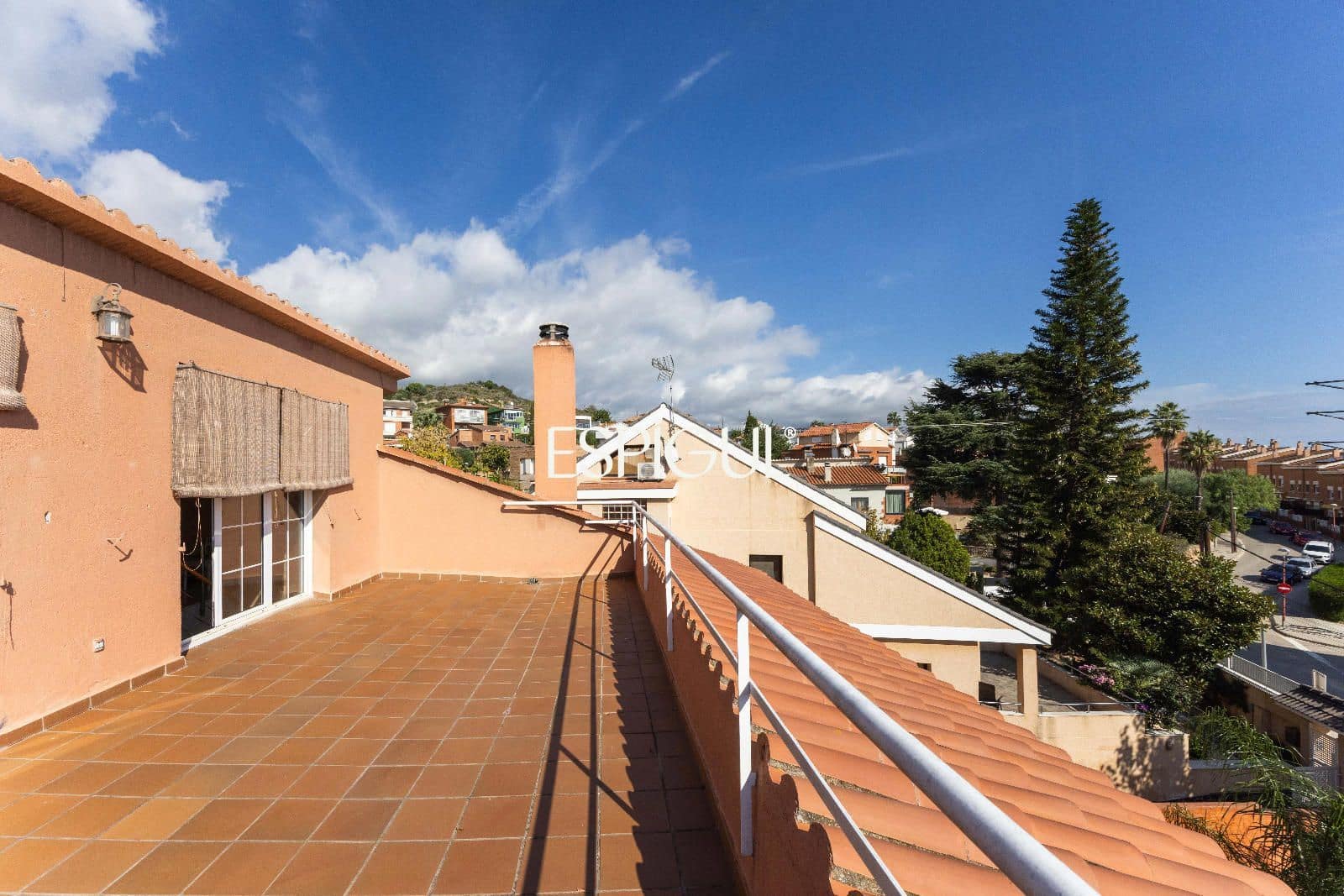 6 bedroom Villa for sale in Tiana with pool garage - € 930,000 (Ref: 10186034)
