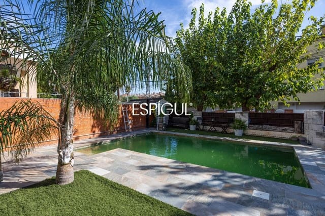 6 bedroom Villa for sale in Tiana with pool garage - € 930,000 (Ref: 10186034)