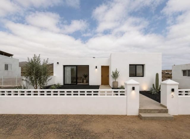 2 chambre Bungalow à vendre à Famara, Teguise - 1 000 000 € (Ref: 10043040)
