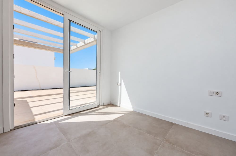 3 soveværelse Villa til salg i Playa Blanca med swimmingpool garage - € 499.000 (Ref: 10148799)