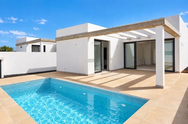 3 soveværelse Villa til salg i Playa Blanca, Yaiza med swimmingpool garage - € 499.000 (Ref: 10148799)