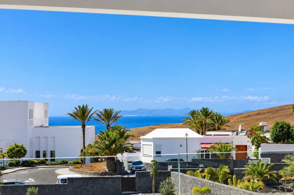 6 bedroom Villa for sale in Puerto Calero with pool garage - € 2,600,000 (Ref: 10171487)