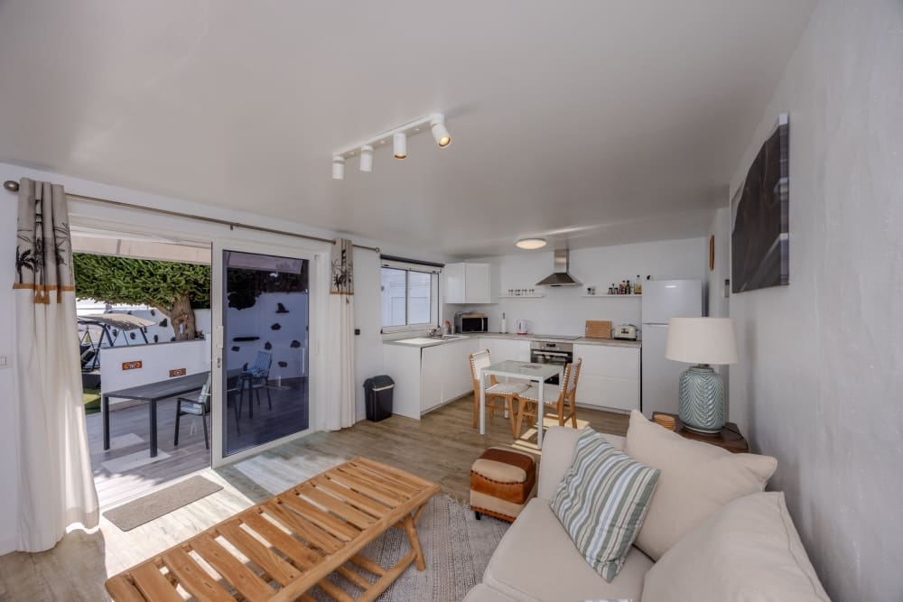 Chalet de 4 habitaciones en Puerto Calero en venta con piscina garaje - 1.399.950 € (Ref: 10173799)