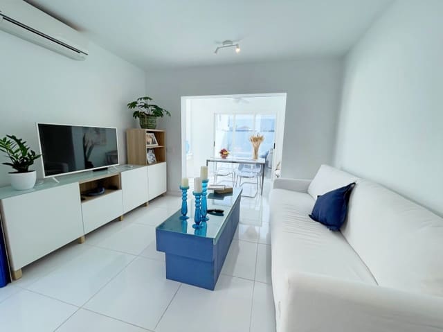 3 quarto Moradia para venda em Playa Blanca, Yaiza com piscina - 497 000 € (Ref: 9257973)