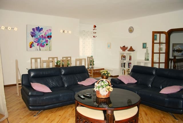 5 slaapkamer Villa te koop in Playa Blanca, Yaiza met zwembad - € 720.000 (Ref: 9257974)