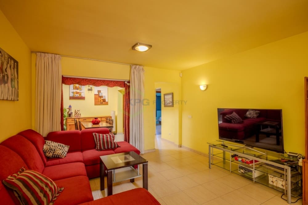 4 soveværelse Villa til salg i Playa Blanca med swimmingpool - € 590.000 (Ref: 9257975)