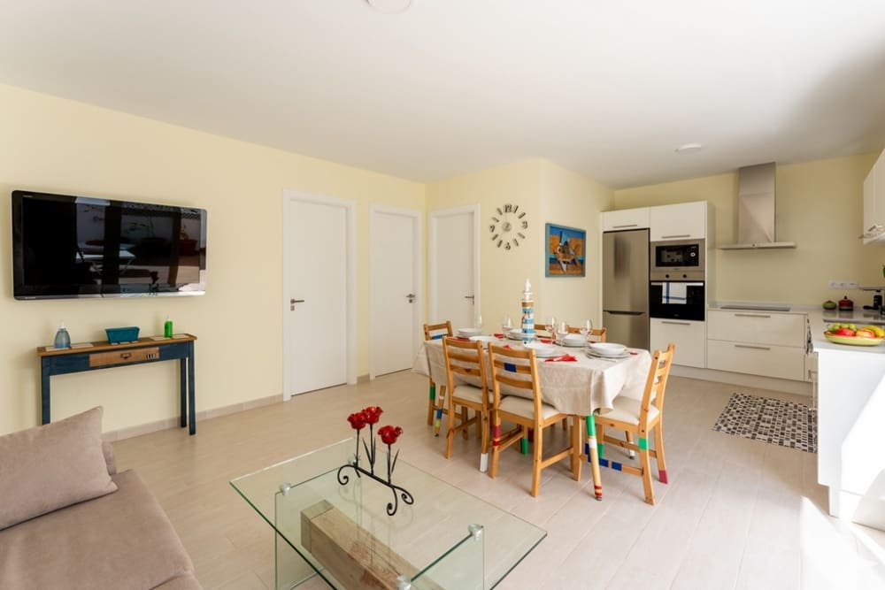 4 soveværelse Villa til salg i Playa Blanca - € 887.000 (Ref: 9269688)