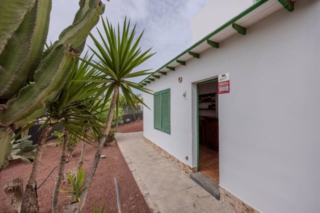 2 soveværelse Lejlighed til salg i Playa Blanca, Yaiza - € 240.000 (Ref: 9269689)