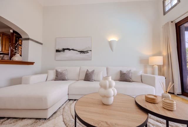 2 chambre Villa/Maison à vendre à Playa Blanca, Yaiza avec piscine - 565 000 € (Ref: 9272568)