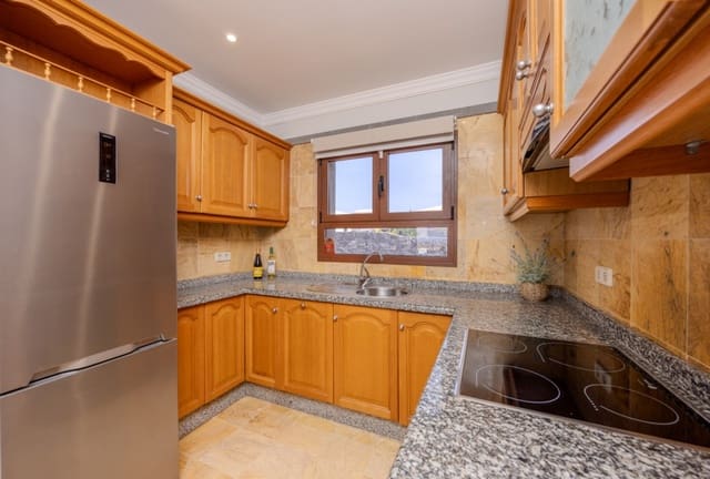 2 chambre Villa/Maison à vendre à Playa Blanca, Yaiza avec piscine - 565 000 € (Ref: 9272568)