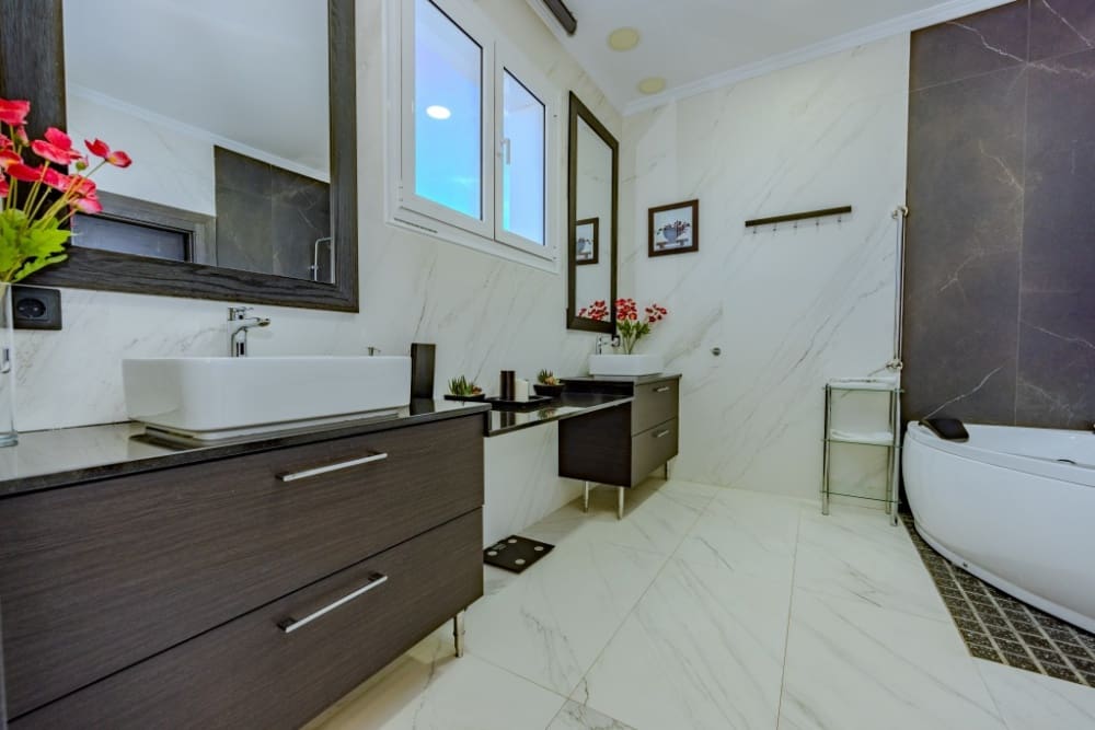 4 soveværelse Villa til salg i Costa Teguise med swimmingpool - € 925.000 (Ref: 9272569)