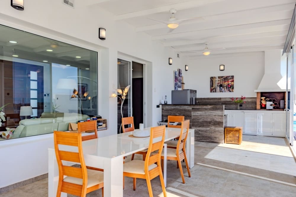 4 slaapkamer Villa te koop in Costa Teguise met zwembad - € 925.000 (Ref: 9272569)