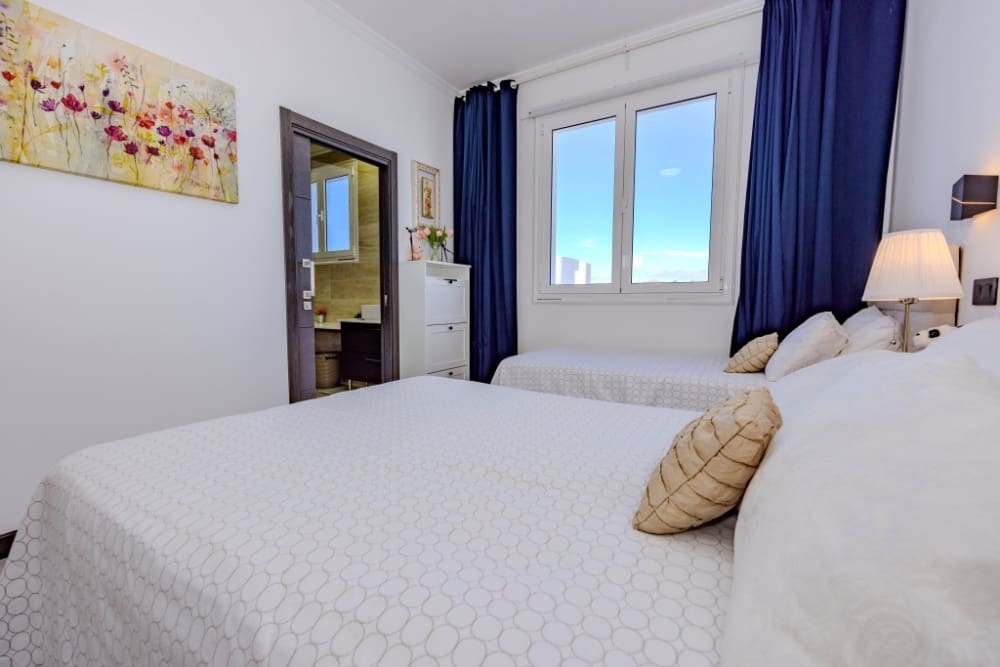 4 slaapkamer Villa te koop in Costa Teguise met zwembad - € 925.000 (Ref: 9272569)