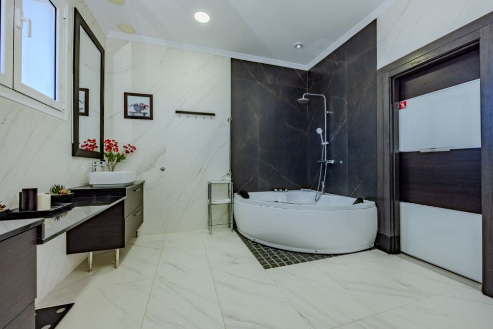 4 slaapkamer Villa te koop in Costa Teguise met zwembad - € 925.000 (Ref: 9272569)