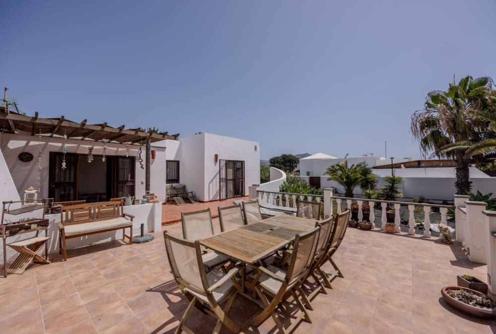 2 soveværelse Villa til salg i Playa Blanca - € 390.000 (Ref: 9276296)
